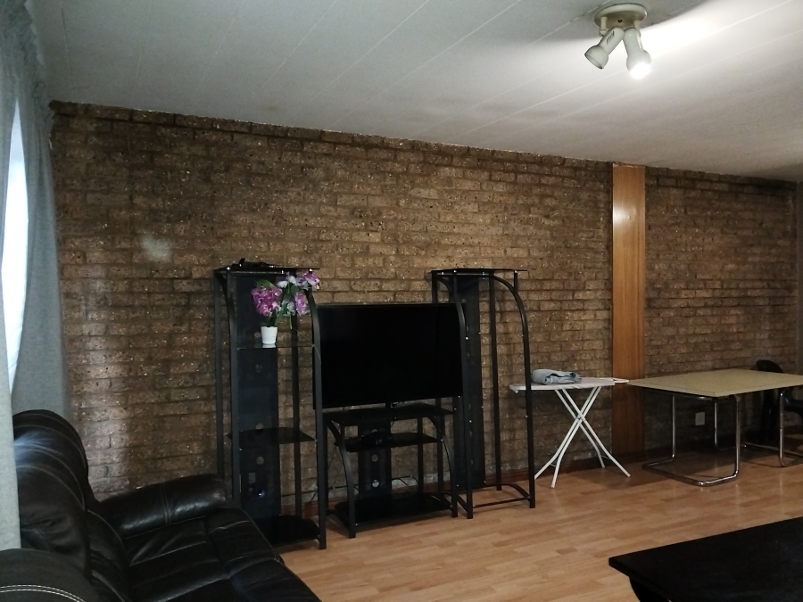 2 Bedroom Property for Sale in Vereeniging Gauteng