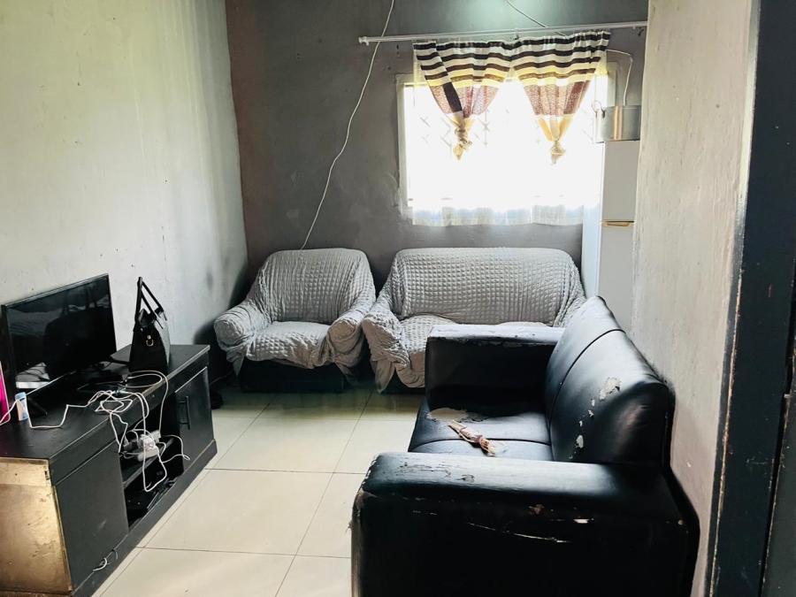 2 Bedroom Property for Sale in Tshepisong Gauteng