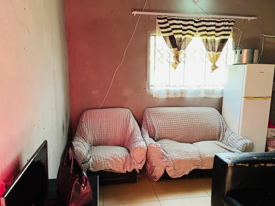 2 Bedroom Property for Sale in Tshepisong Gauteng