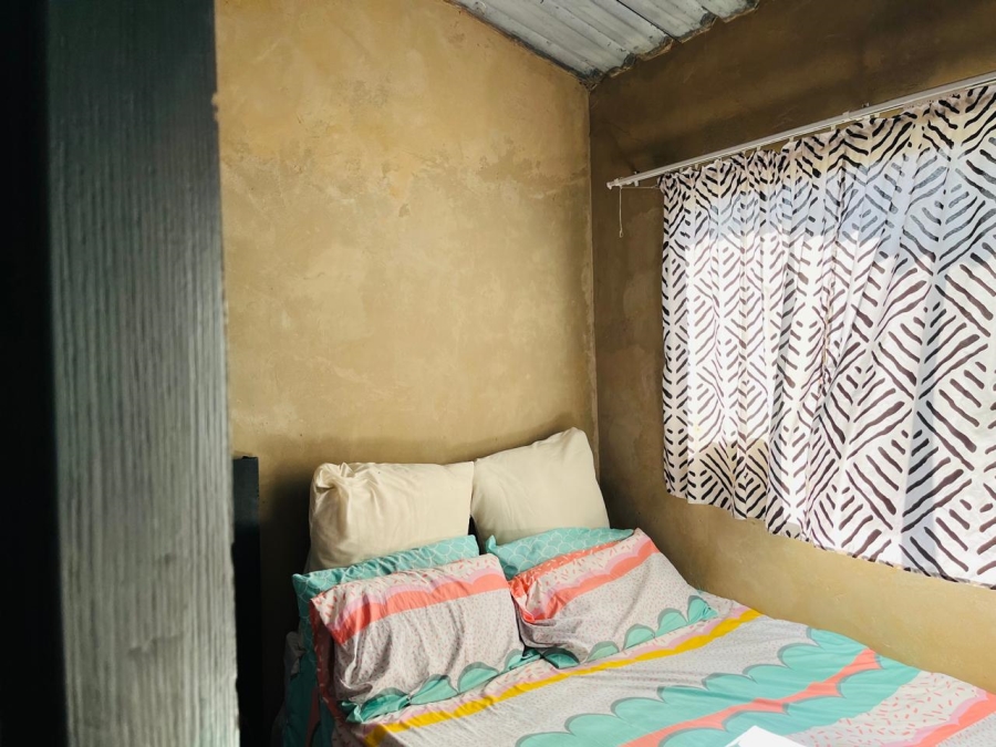 2 Bedroom Property for Sale in Tshepisong Gauteng