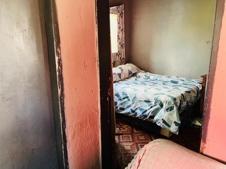 2 Bedroom Property for Sale in Tshepisong Gauteng