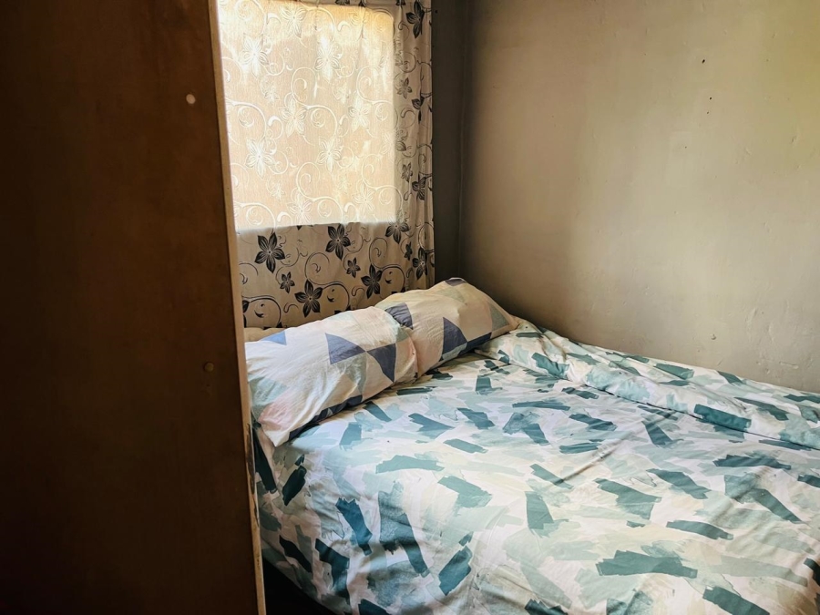 2 Bedroom Property for Sale in Tshepisong Gauteng