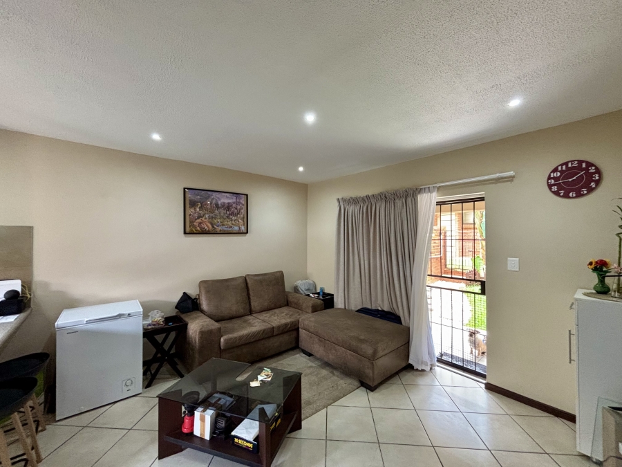 To Let 2 Bedroom Property for Rent in Sagewood Gauteng