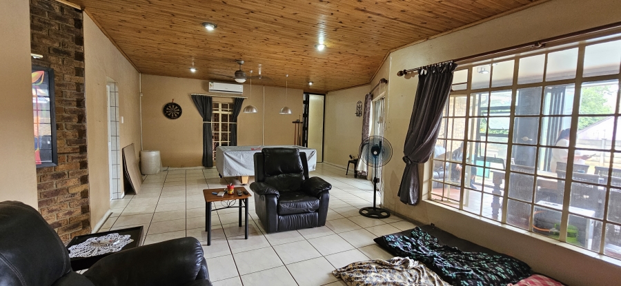 4 Bedroom Property for Sale in Three Rivers East Gauteng