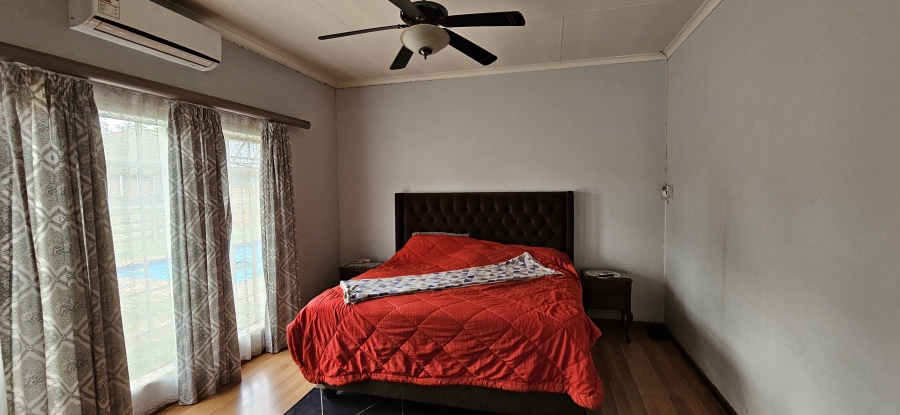 4 Bedroom Property for Sale in Three Rivers East Gauteng