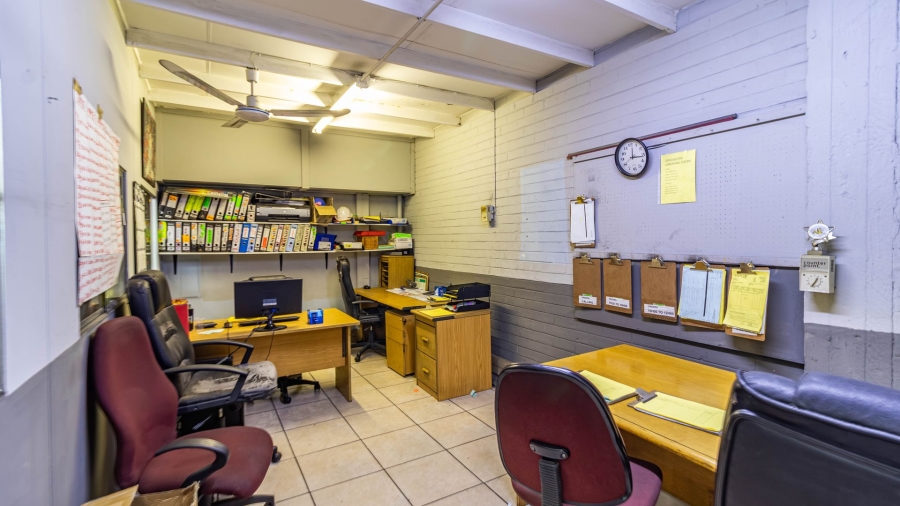 Commercial Property for Sale in Steeledale Gauteng