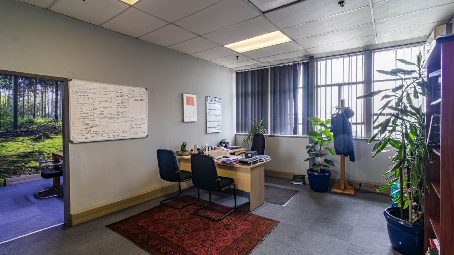 Commercial Property for Sale in Steeledale Gauteng