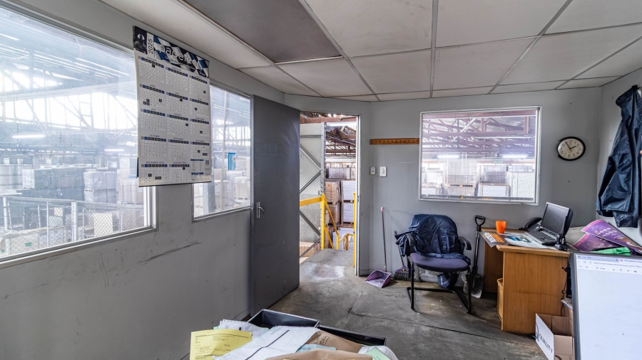 Commercial Property for Sale in Steeledale Gauteng