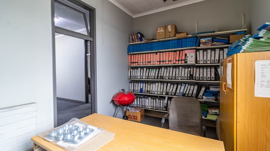 Commercial Property for Sale in Steeledale Gauteng