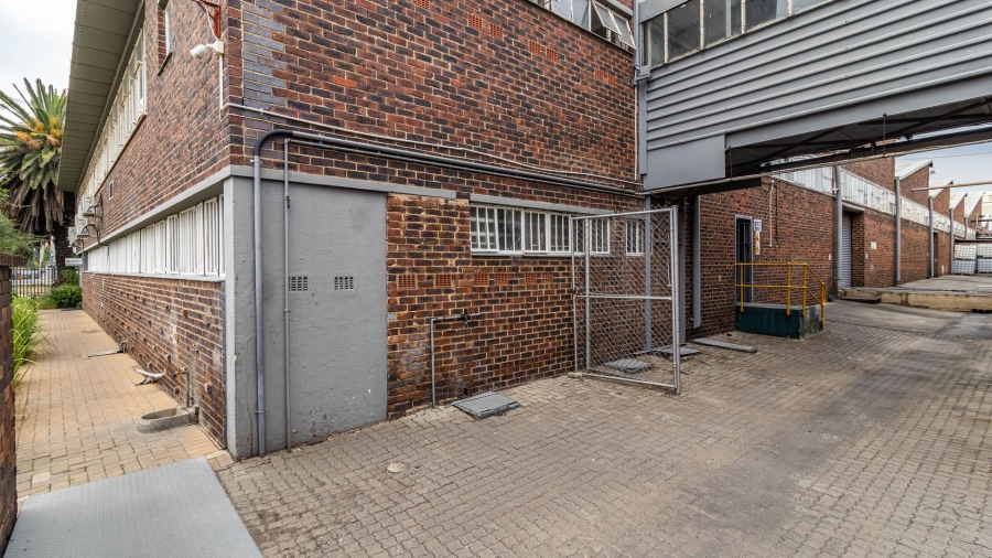 Commercial Property for Sale in Steeledale Gauteng