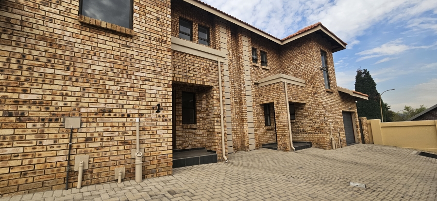 2 Bedroom Property for Sale in Elandshaven Gauteng
