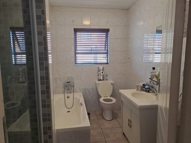2 Bedroom Property for Sale in Bedfordview Gauteng