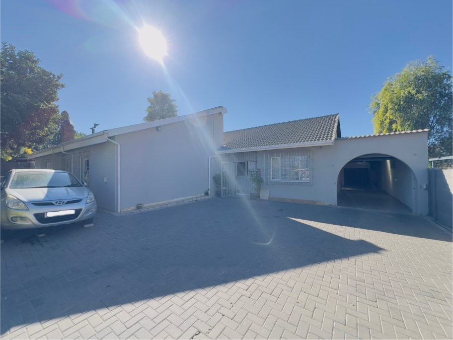 4 Bedroom Property for Sale in Mayfield Park Gauteng