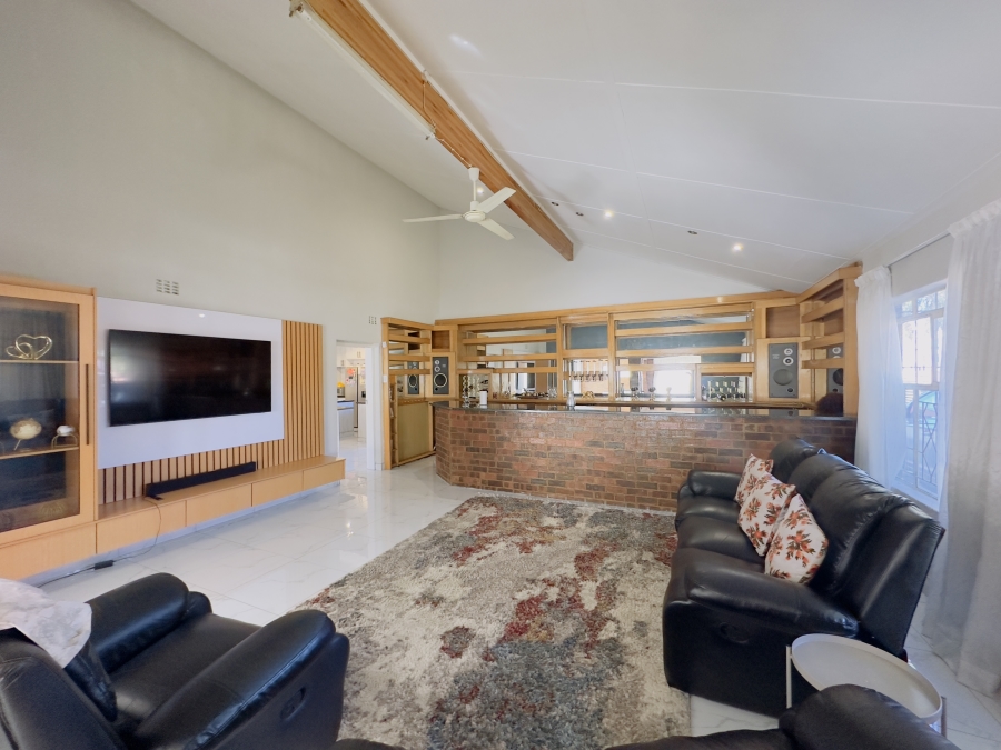 4 Bedroom Property for Sale in Mayfield Park Gauteng