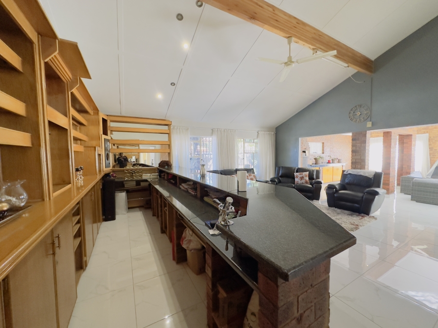 4 Bedroom Property for Sale in Mayfield Park Gauteng