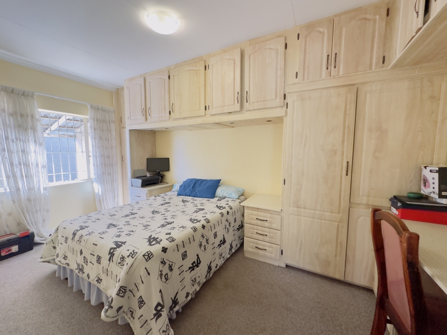 4 Bedroom Property for Sale in Mayfield Park Gauteng