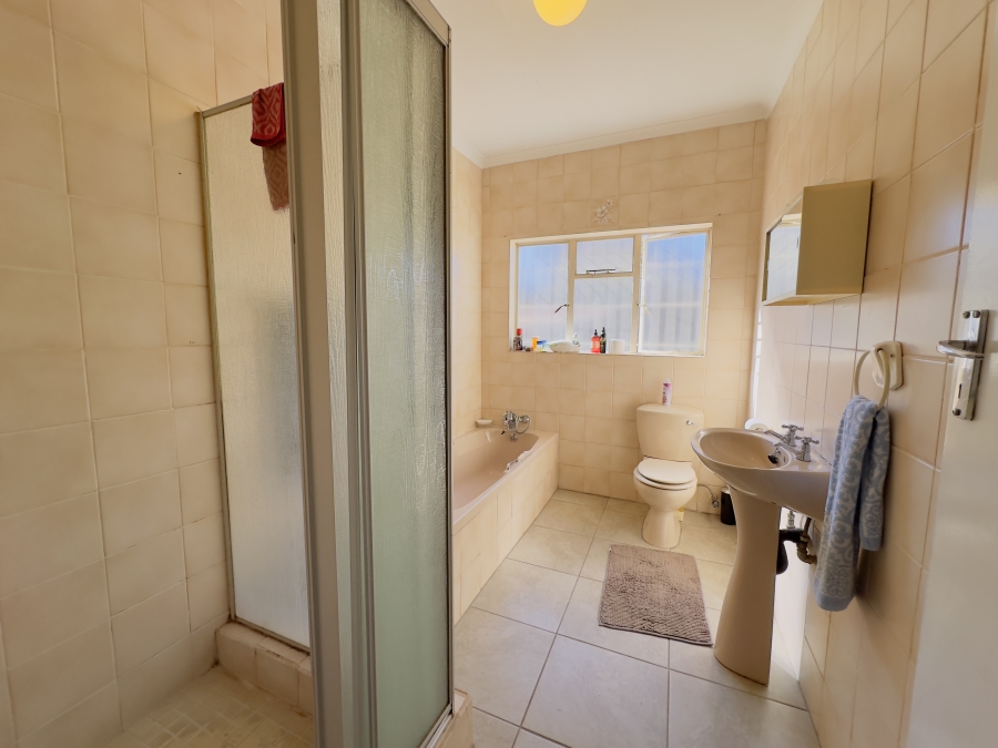 4 Bedroom Property for Sale in Mayfield Park Gauteng