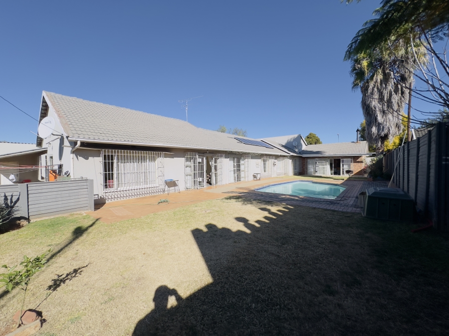 4 Bedroom Property for Sale in Mayfield Park Gauteng