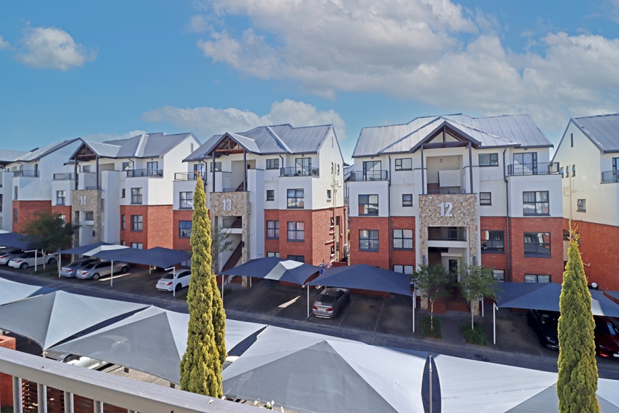 2 Bedroom Property for Sale in Greenstone Hill Gauteng