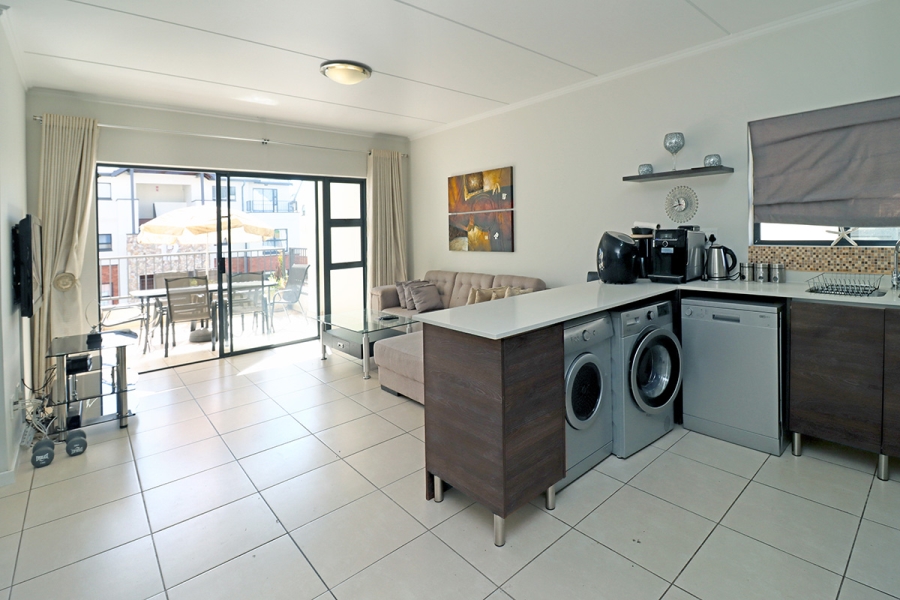 2 Bedroom Property for Sale in Greenstone Hill Gauteng