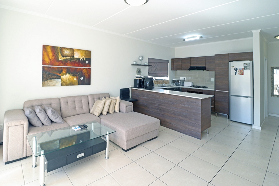 2 Bedroom Property for Sale in Greenstone Hill Gauteng