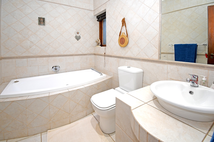 4 Bedroom Property for Sale in Bedfordview Gauteng