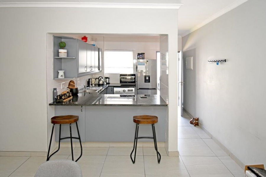 2 Bedroom Property for Sale in Bedfordview Gauteng