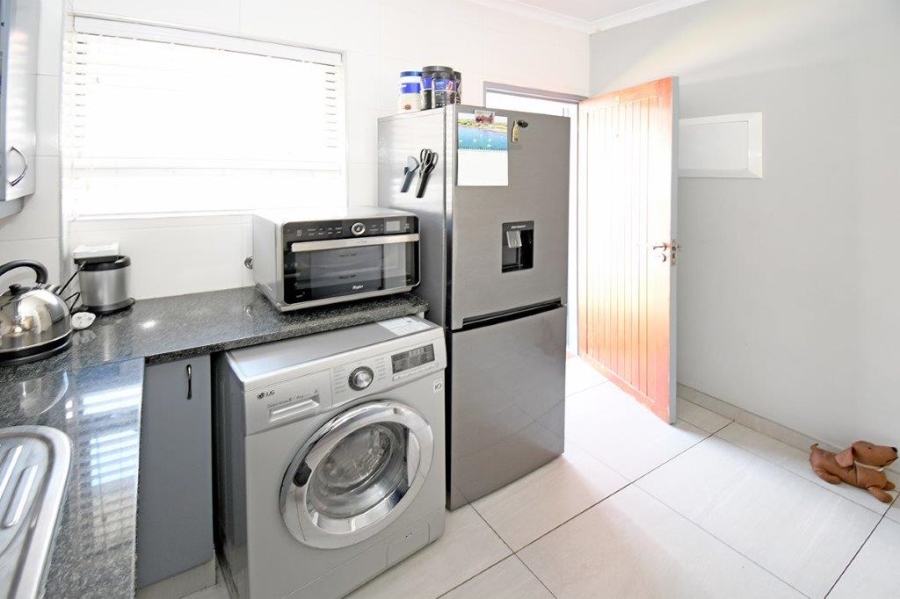 2 Bedroom Property for Sale in Bedfordview Gauteng