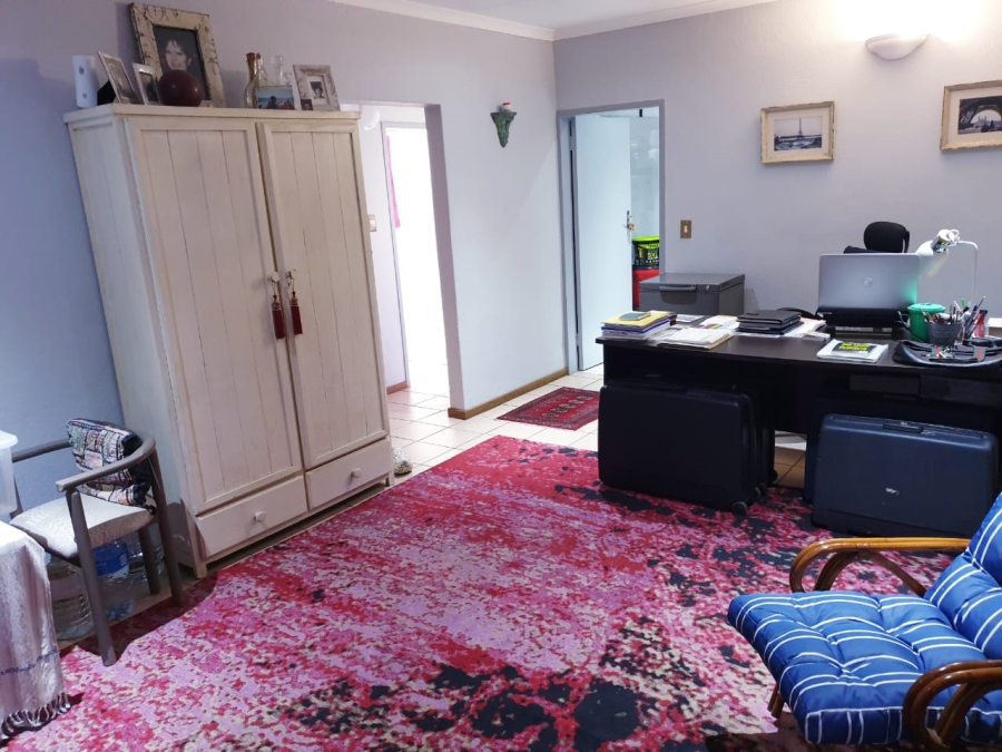 2 Bedroom Property for Sale in Nimrod Park Gauteng