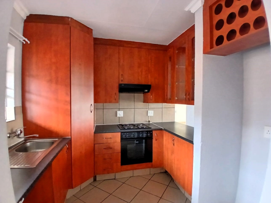 2 Bedroom Property for Sale in Allen Grove Gauteng