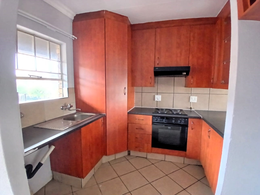 2 Bedroom Property for Sale in Allen Grove Gauteng