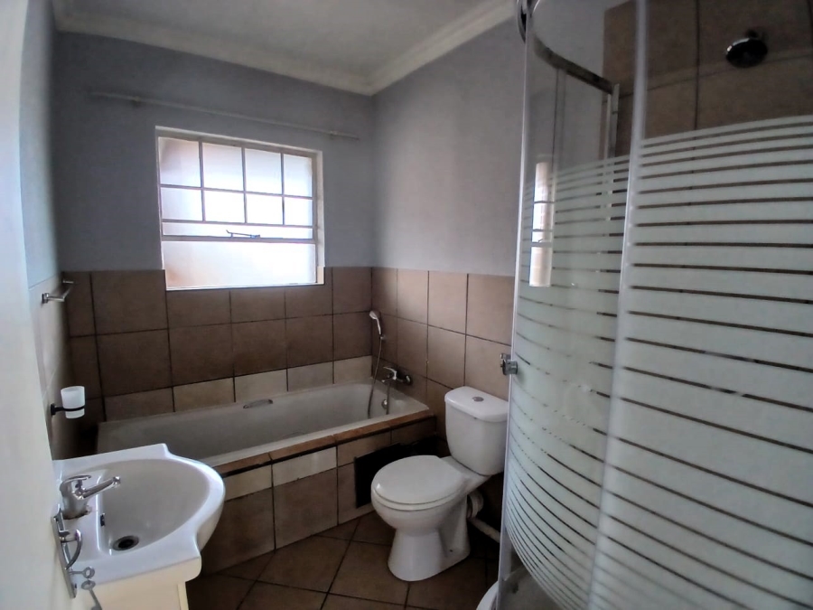 2 Bedroom Property for Sale in Allen Grove Gauteng