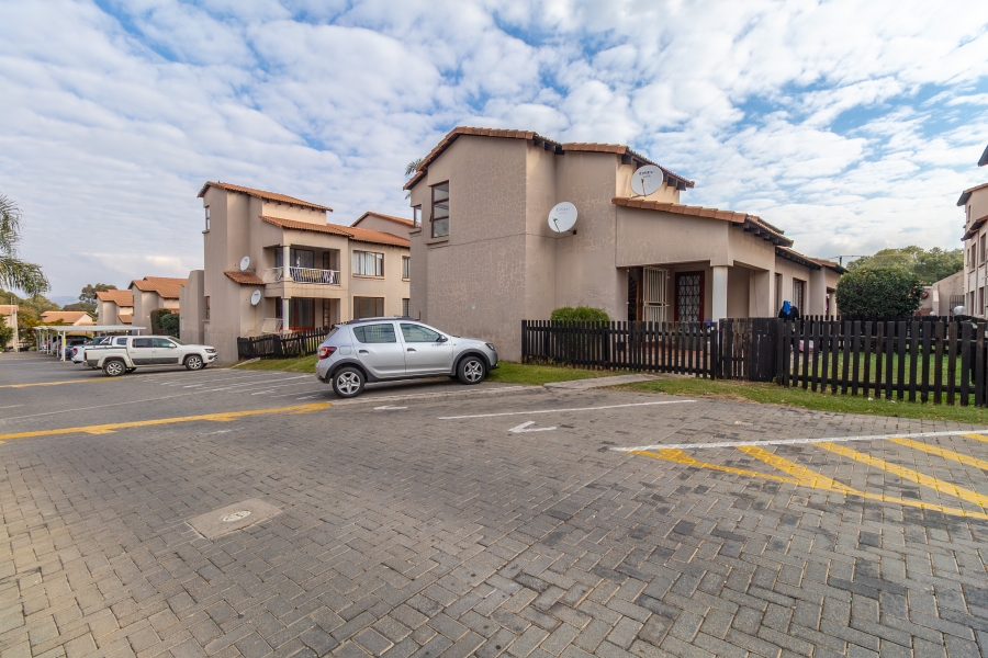 2 Bedroom Property for Sale in Northwold Gauteng