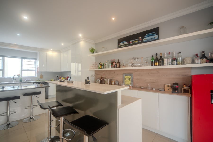 3 Bedroom Property for Sale in Edenvale Central Gauteng