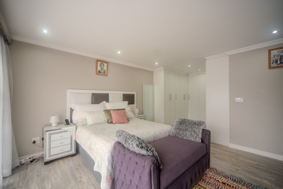 3 Bedroom Property for Sale in Edenvale Central Gauteng