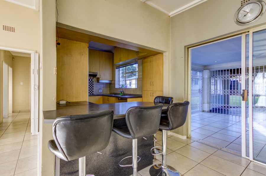 3 Bedroom Property for Sale in Hurlyvale Gauteng