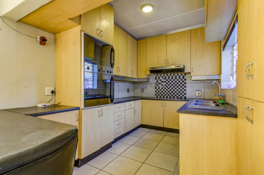 3 Bedroom Property for Sale in Hurlyvale Gauteng