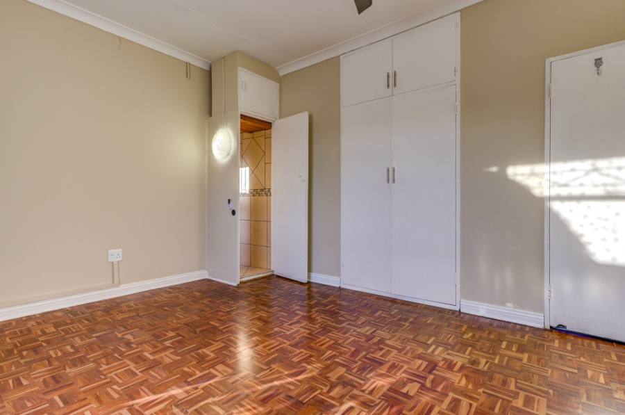 3 Bedroom Property for Sale in Hurlyvale Gauteng