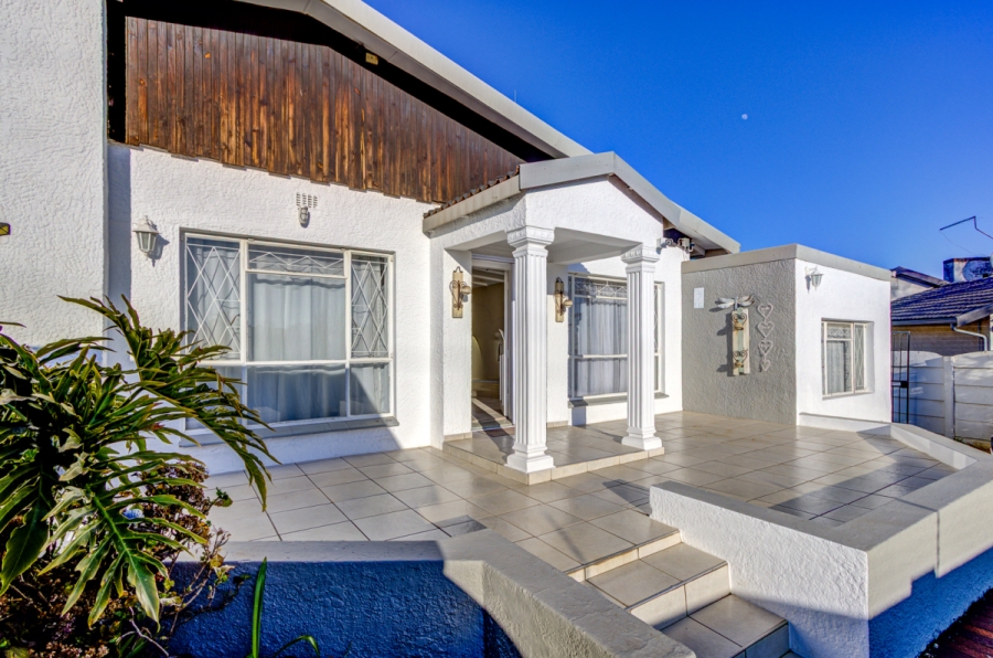 3 Bedroom Property for Sale in Hurlyvale Gauteng