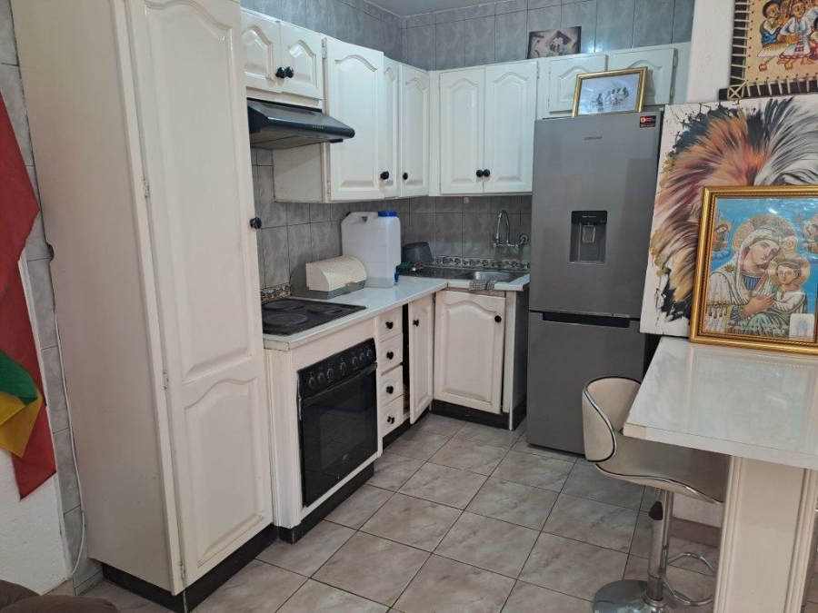 1 Bedroom Property for Sale in Bruma Gauteng