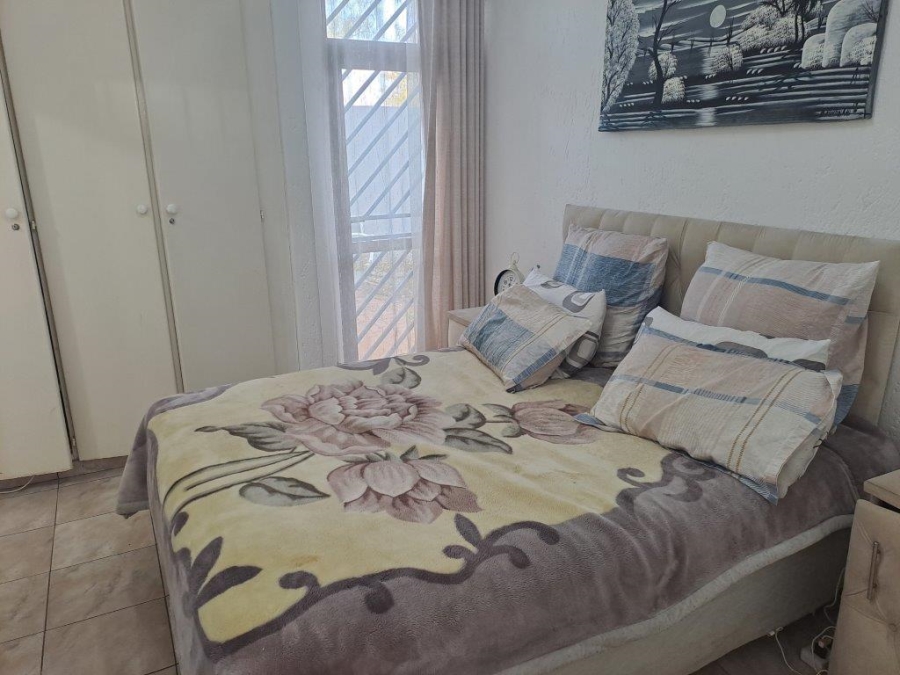1 Bedroom Property for Sale in Bruma Gauteng
