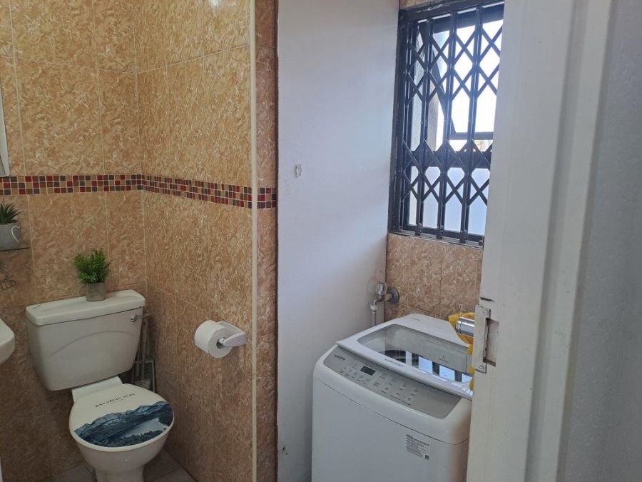 1 Bedroom Property for Sale in Bruma Gauteng