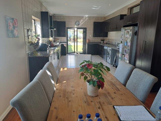 4 Bedroom Property for Sale in Kensington Gauteng