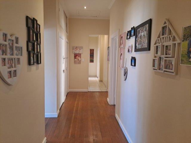 4 Bedroom Property for Sale in Kensington Gauteng