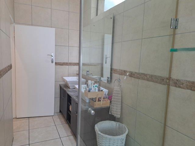 4 Bedroom Property for Sale in Kensington Gauteng