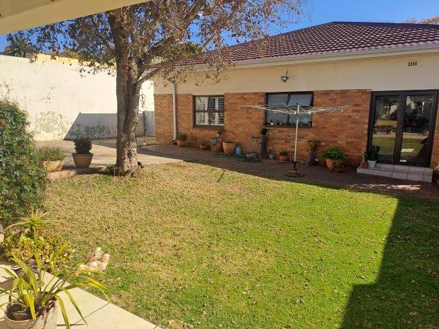 4 Bedroom Property for Sale in Kensington Gauteng