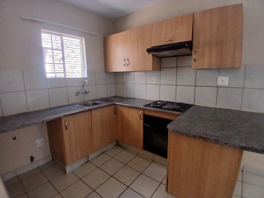 2 Bedroom Property for Sale in Kempton Park Central Gauteng