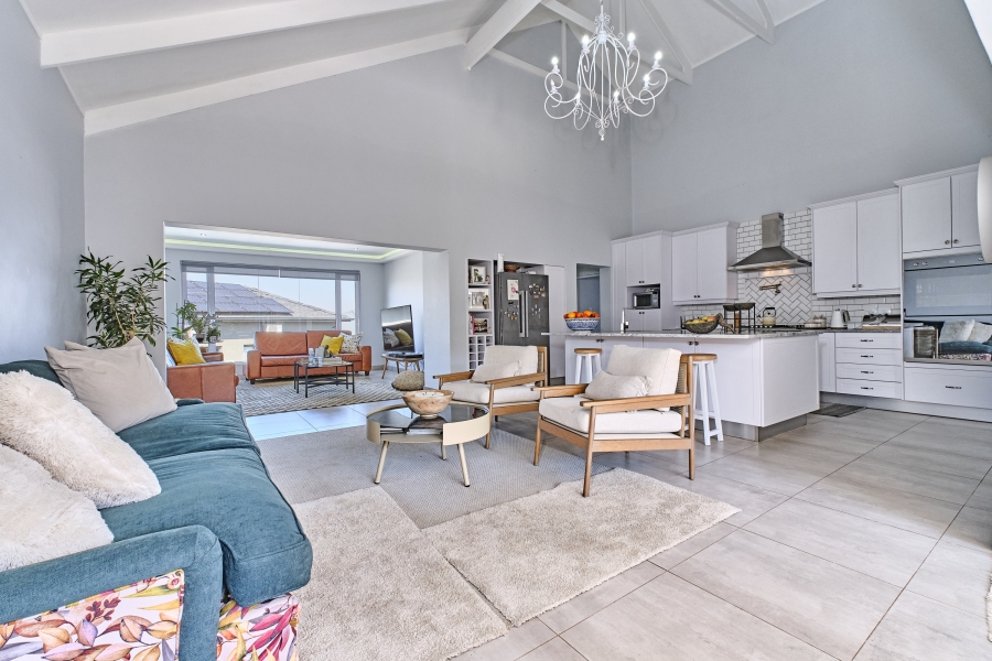 To Let 5 Bedroom Property for Rent in Waterfall Country Village Gauteng