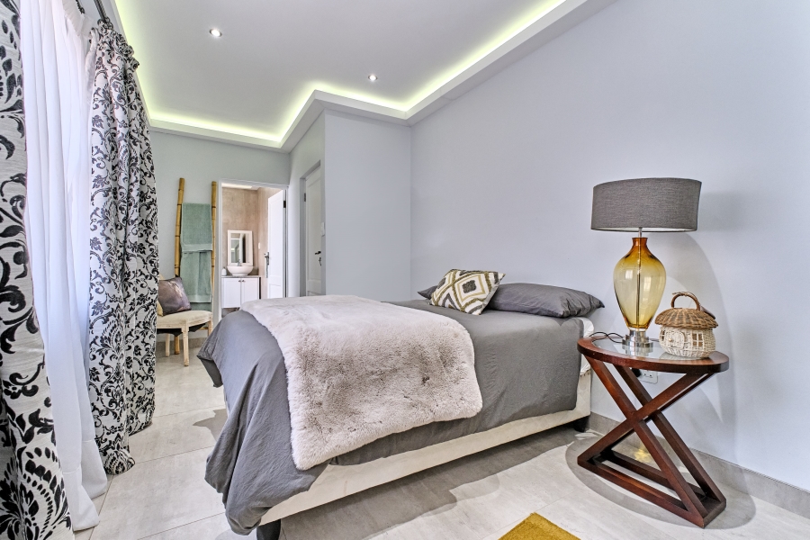 To Let 5 Bedroom Property for Rent in Waterfall Country Village Gauteng