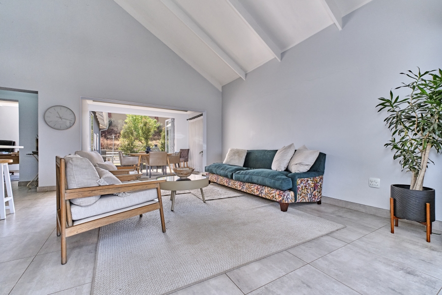 To Let 5 Bedroom Property for Rent in Waterfall Country Village Gauteng